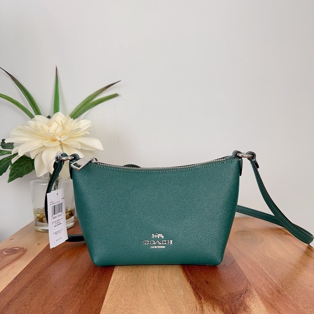 NWT Coach Leather Zip Top Crossbody Bag
